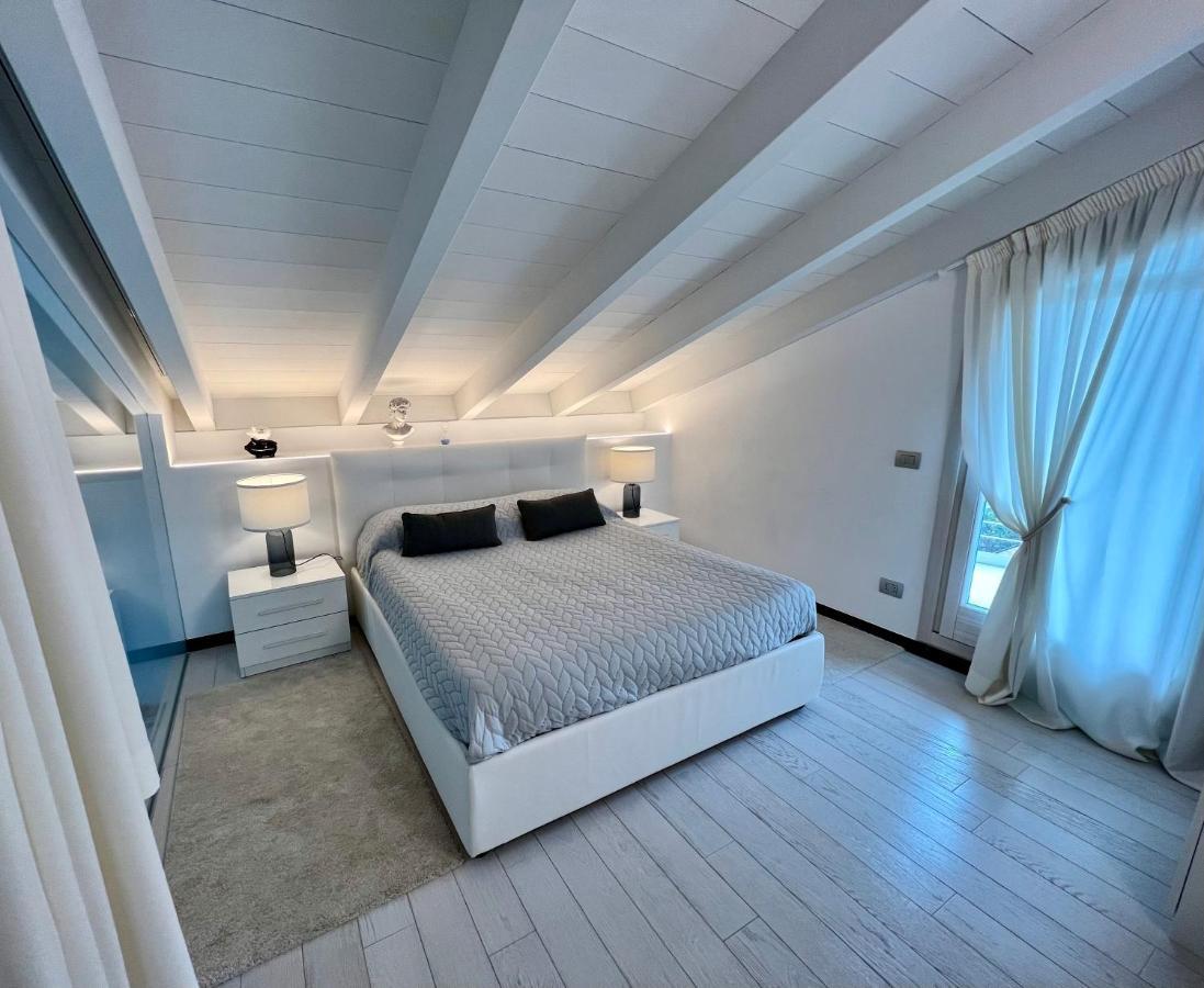 Paganini Suites And Apartments Sirmione Exterior photo